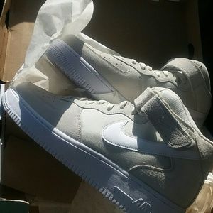 Af1